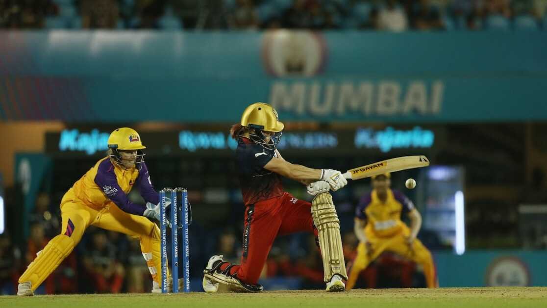 डब्ल्यूपीएल 2023 |  रॉयल चैलेंजर्स बैंगलोर बनाम यूपी वॉरियरज़ लाइव अपडेट्स: एलिसे पेरी हिट्स फिफ्टी, 4-डाउन रॉयल चैलेंजर्स बैंगलोर जा रही है |  क्रिकेट खबर