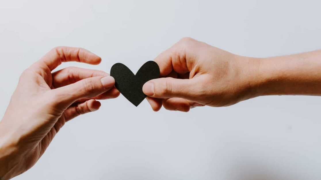 प्यार में सूर्य के संकेत: सिंह पुरुष प्रेमी के रूप में