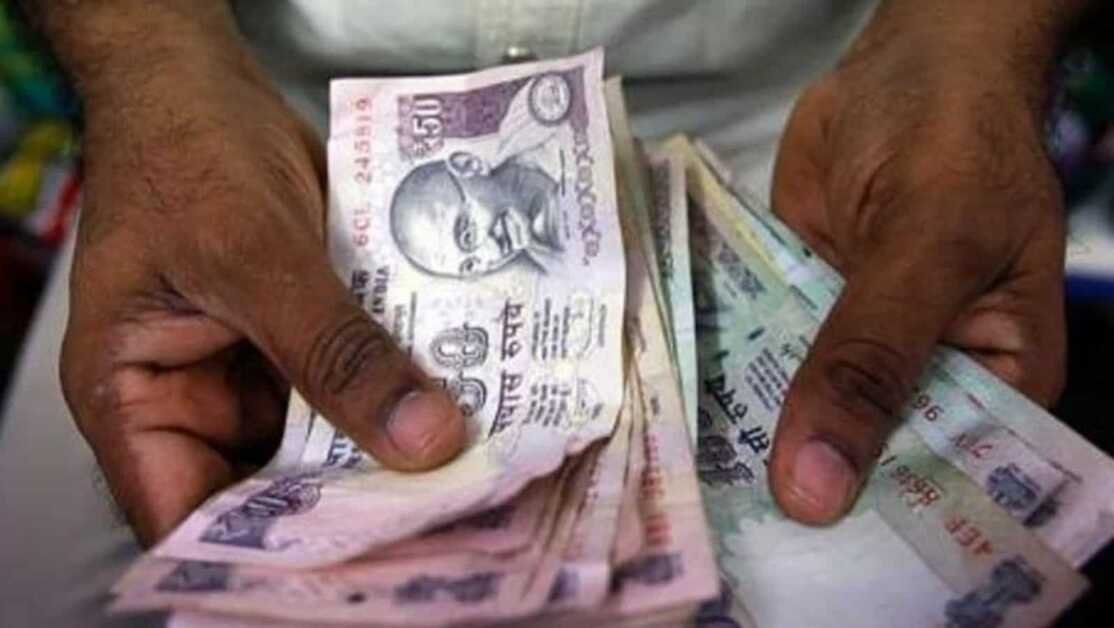 अप्रैल में बैंक अवकाश: 15 दिन बैंक बंद रहेंगे।  पूरी सूची देखें