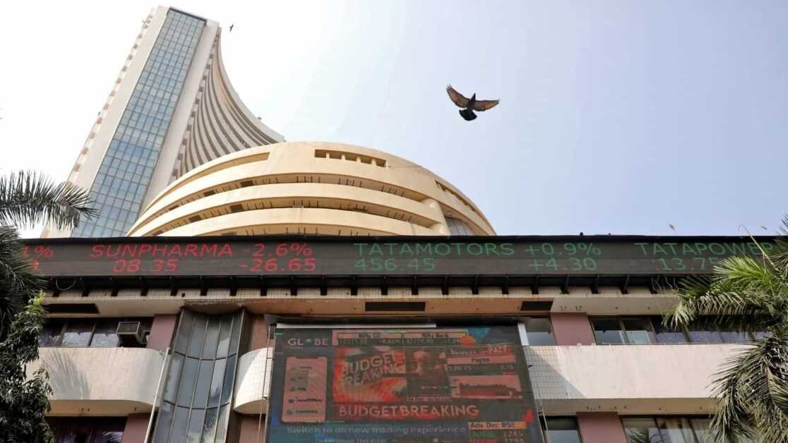 59,122 पर सेंसेक्स के साथ लाल रंग में खुले बाजार;  निफ्टी 17,389 पर