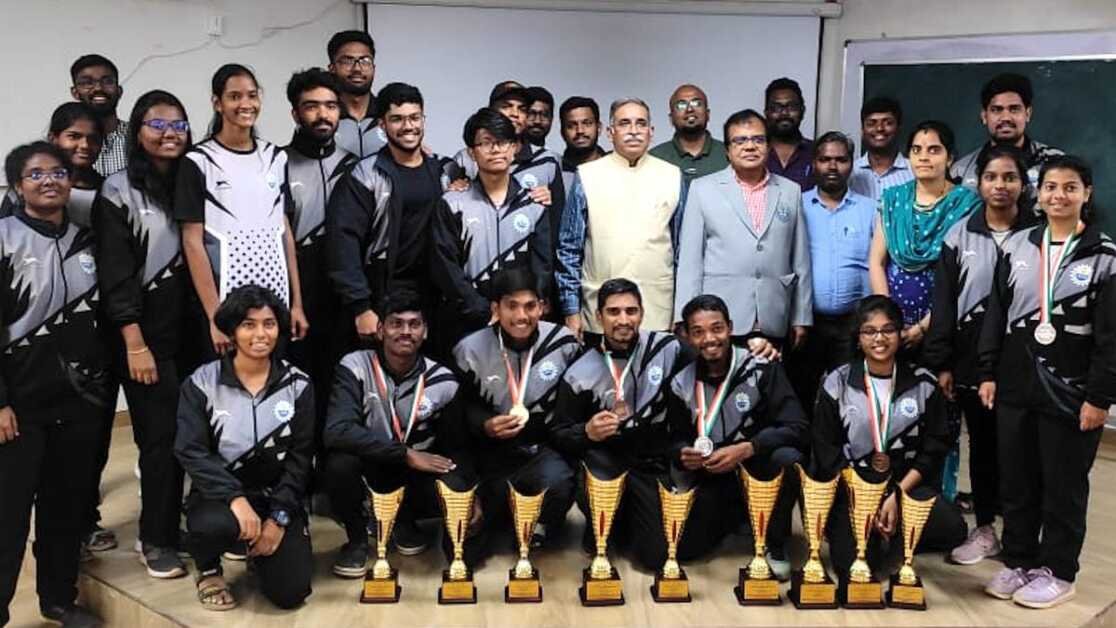 IIIT स्पोर्ट्स मीट में IIITDM कुरनूल के छात्रों ने जीते 74 पदक