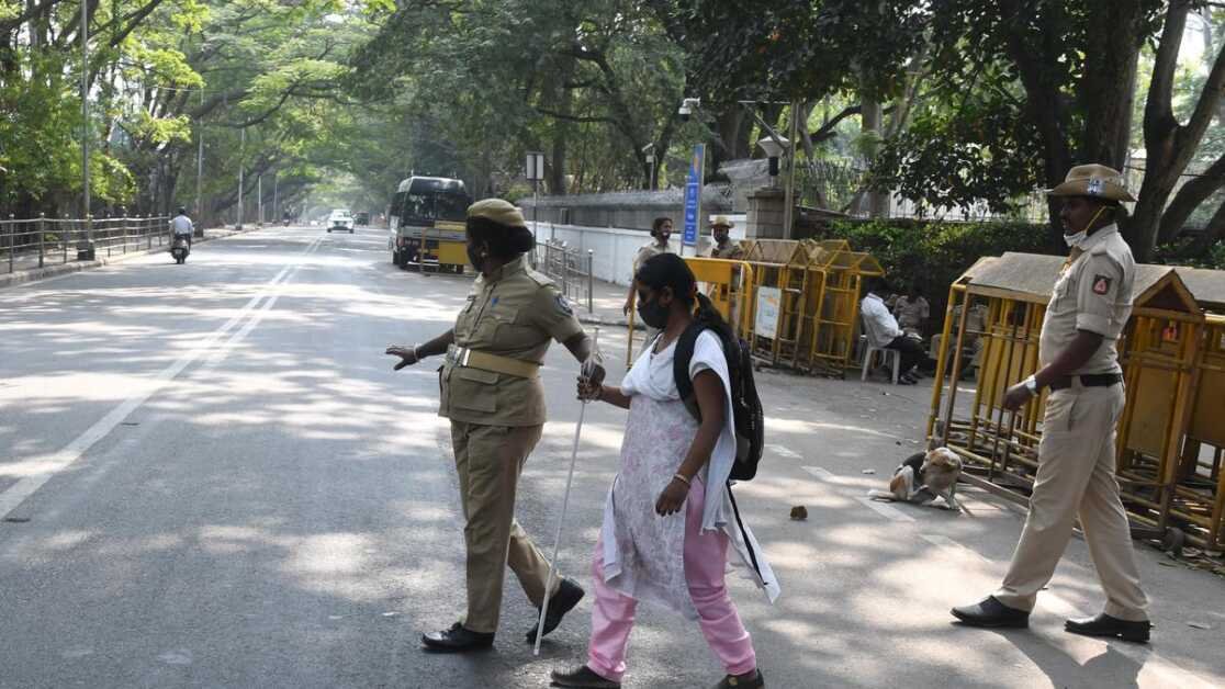 अंतर्राष्ट्रीय महिला दिवस पर बेंगलुरु में 75 पुलिस अधिकारियों को सम्मानित किया गया