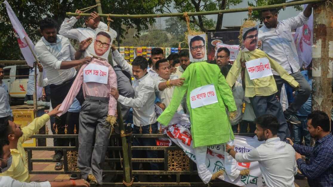 असम में प्रश्न पत्र लीक मामले में 22 लोगों को हिरासत में लिया गया है