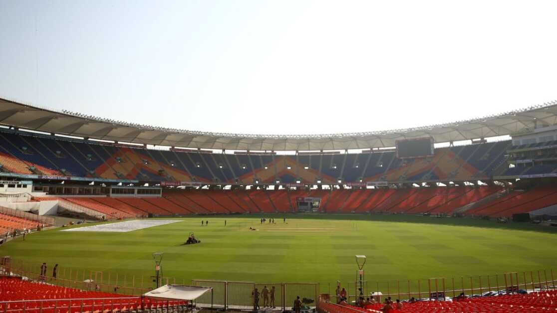 अहमदाबाद में खेलने के लिए सभी क्योंकि आकर्षक श्रृंखला चरमोत्कर्ष पर पहुँचती है