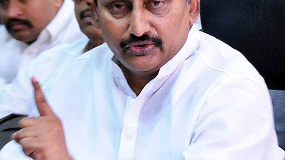 आंध्र प्रदेश के पूर्व मुख्यमंत्री किरण कुमार रेड्डी ने कांग्रेस से इस्तीफा दे दिया है