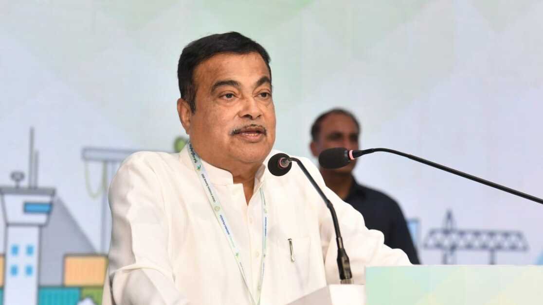 कुछ राज्यों में बेमौसम बारिश के कारण करीब 725 सड़क परियोजनाओं में देरी हो रही है: नितिन गडकरी
