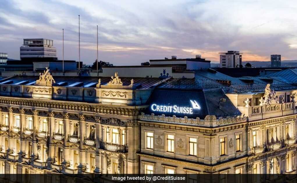 क्रेडिट सुइस के शेयरों में 20% की गिरावट, शीर्ष शेयरधारक अधिक नकदी से बाहर