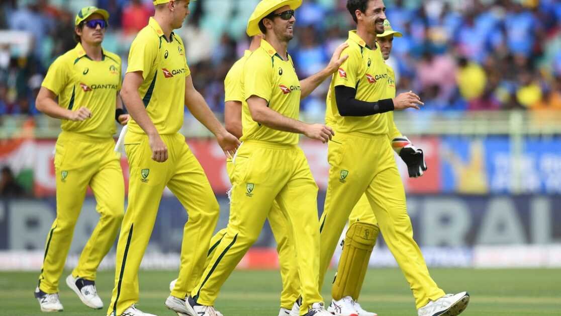 मिचेल स्टार्क हॉल और मिचेल मार्श ब्लिट्ज ने ऑस्ट्रेलिया को दूसरे वनडे में भारत को हैमर करने में मदद की  क्रिकेट खबर