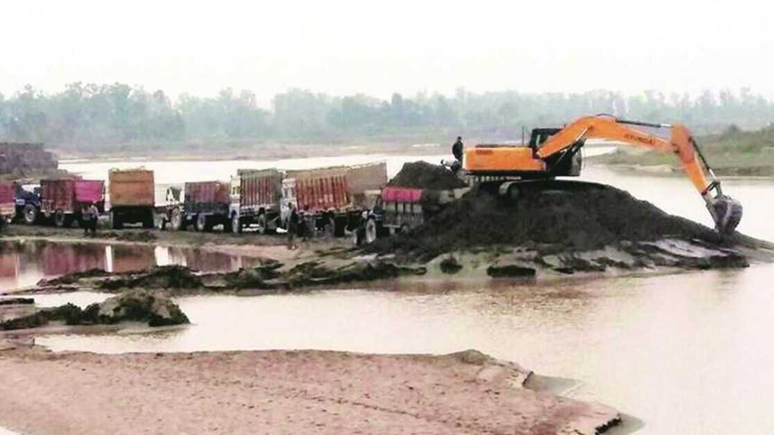 सिलीगुड़ी में अवैध खनन के दौरान कुचलकर तीन बच्चों की मौत