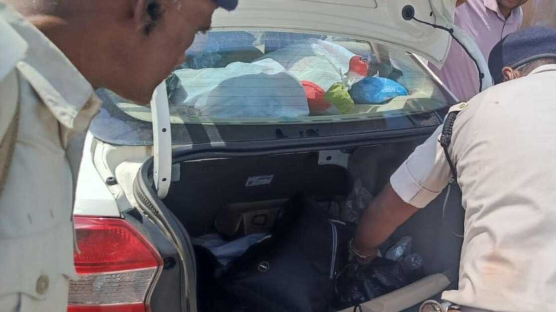 बिहार के एटीएम में रिफिल करने गए उसके साथी, कैश वैन चालक ₹1.5 करोड़ लेकर फरार