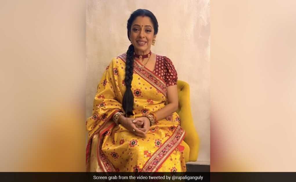 अनुपमा स्टार रूपाली गांगुली ने खुलासा किया कि वह युवा सह-कलाकार के लिए उम्र-शर्मिंदा हैं, जिन्हें 'मोटी महिला' कहा जाता है