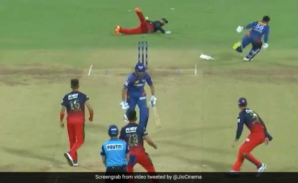 दिनेश कार्तिक लड़खड़ाए, रन आउट से चूके, एलएसजी ने आरसीबी पर 1 विकेट से रोमांचक जीत का दावा किया।  देखो |  क्रिकेट खबर