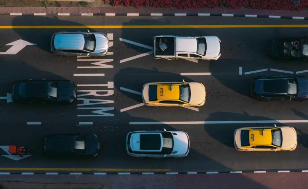 दुनिया की सबसे महंगी कार नंबर प्लेट 123 करोड़ रुपये में बिकी।  यह पढ़ता है...