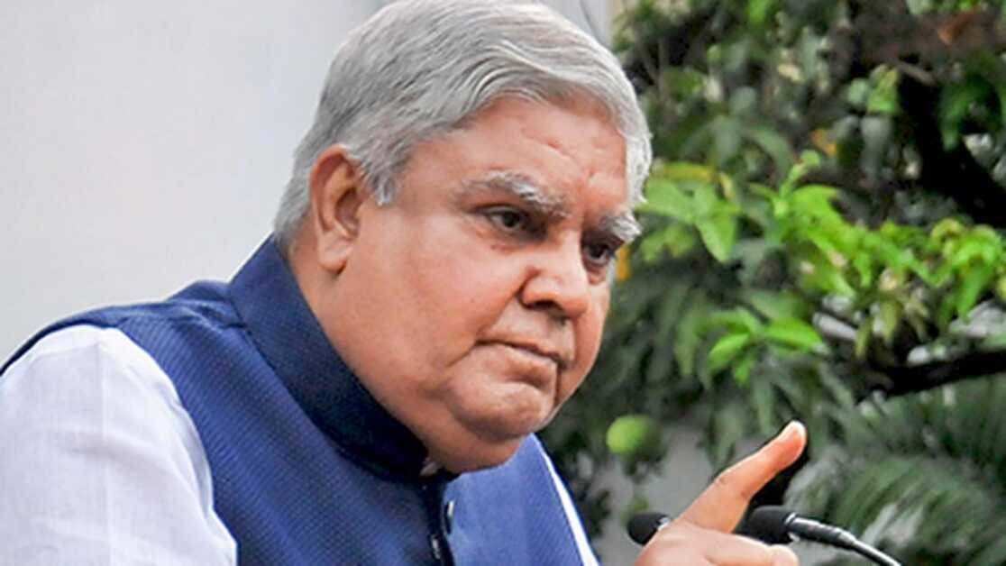 राज्यसभा के सभापति को निष्पक्ष होना चाहिए, हमेशा सरकार की प्रशंसा नहीं करनी चाहिए: धनखड़ पर कांग्रेस का पलटवार