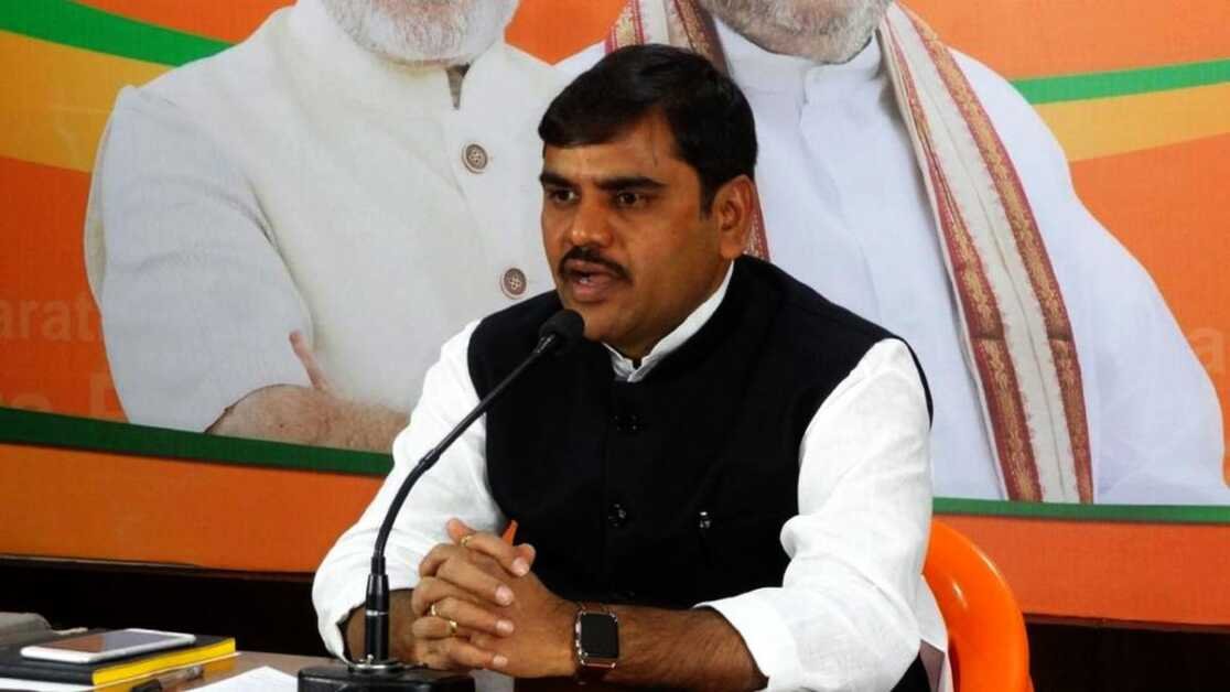 वीएसपी के निजीकरण पर केंद्र को केटीआर का पत्र तेलुगू भावनाओं को भड़काने और आंध्र प्रदेश में बीआरएस के लिए पैर जमाने की चाल, बीजेपी का आरोप