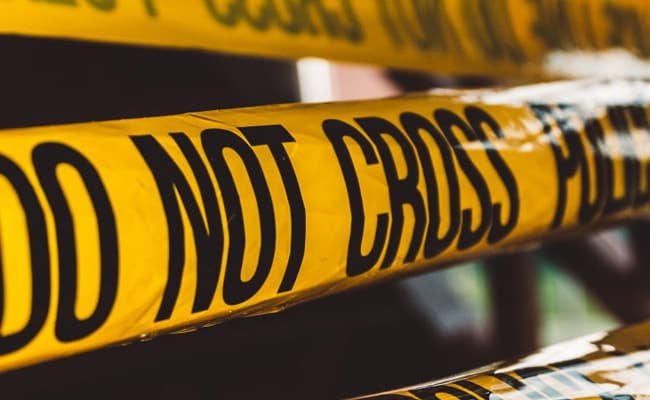 सिंगापुर में शॉपिंग मॉल के बाहर सीढ़ियों से धकेले जाने से भारतीय मूल के व्यक्ति की मौत