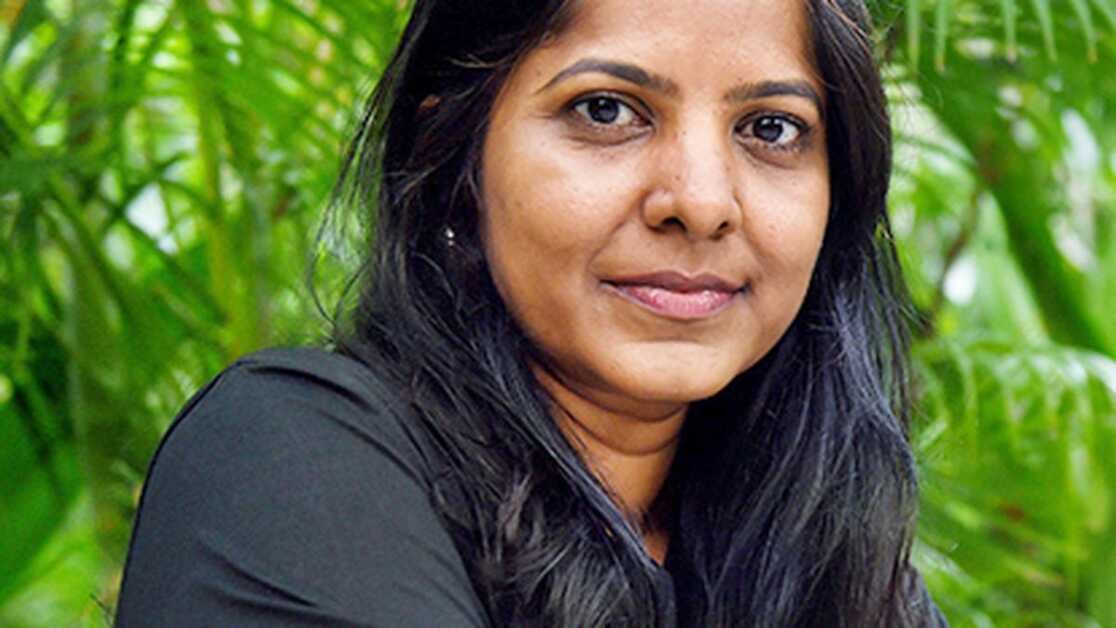 सुप्रीम कोर्ट ने लीना मणिमेक्कलई के खिलाफ सभी मामलों को दिल्ली उच्च न्यायालय में स्थानांतरित कर दिया